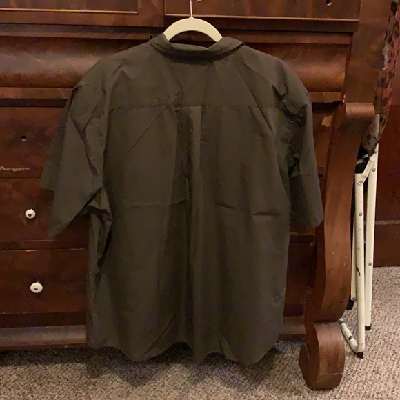 two brown mens button down shirts/size 2X - Picture 4 of 10